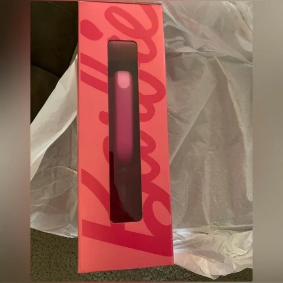 Stanley- Barbie Limited Edition Collectible Vibrant Pink 40oz Tumbler - Picture 6 of 9